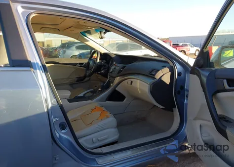 2009 Acura Tsx from USA, damaged, VIN JH4CU266X9C003801